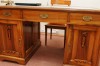 Mobilier birou din lemn nuc si mahon inserat cu sidef