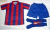 Echipamente / set / compleu  de fotbal rosu-albastru seniori si juniori / copii ieftine