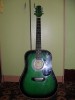 chitara acustica 4/4.de la hora reghin verde inchis