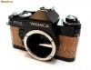 Aparat foto Yashica FX-D Quartz imbracat in piele de sarpe naturala
