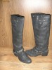 OFERTA! Super cizme dama  BullBoxer piele 100 % interior/exterior gri sobolan textura si aspect speciale ,fermoar spate,detalii rock,Sz 40 noi !