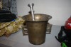 PIUA VECHE ( MOJAR ) BRONZ , MARE , h=13,7 cm, d=15,5 cm,  L pistil= 21cm