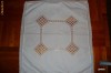 FATA DE MASA ALBA , BRODATA , BRODERIE SPARTA , 85 X 85 CM