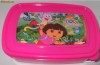 Set 6 piese pentru copii:2cutii pt alimente,pranz,masa si tacamuri din plastic:BEN10,BARBIE,PRINCESS,HanahSPIDERMAN NR6.DORA the EXPLORER rou din UK!