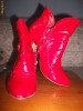 Botine rosii