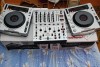 Pupitru DJ (Set 2buc. CDJ-800MK2 PIONEER)+(Behringer DJX 700)