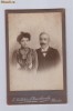 FOTOGRAFII VECHI-FAMILIE IN HAINE DE EPOCA ,FOTOGRAFIE REALIZATA LA BACAU IN ATELIERUL E.GOLDSTEIN&DMOCHOMSKI