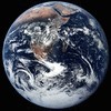 Mai multe surse de castig intr-o singura afacere de nivel mondial