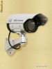 Camera de supraveghere falsa alimentata cu energie solara