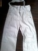 Pantaloni blugi albi BERSHKA by zara, talie inalta tip salopeta, buzunare, noi cu eticheta XS si S