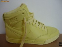 NIKE AIR ROYAL MID   O R I G I N A L !! foto