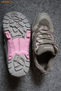 VAND PANTOFI SPORT QUECHUA ARPENAZ 50 DAMA MARIMEA 38 foto