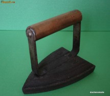 Fier de calcat  anii 1800  SAD IRON foto
