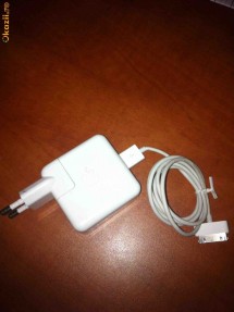 Incarcator IPOD original APPLE foto