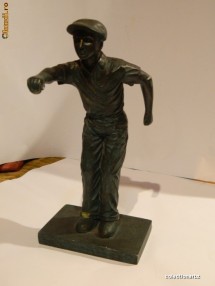 Statueta  muncitor-rasina