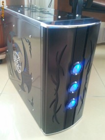 Desktop Computer Pentium + LCD Philips 19