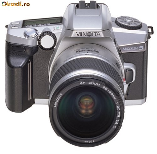 Aparat pe film Minolta Dynax 5 cu grip BP-200 foto mare