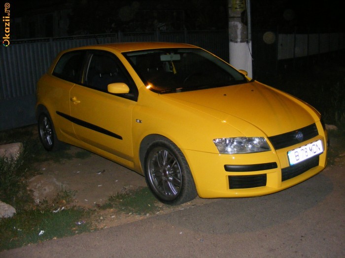 Autoturism FIAT STILLO sport foto mare