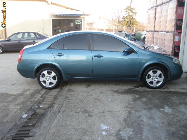 Nissan Primera foto mare