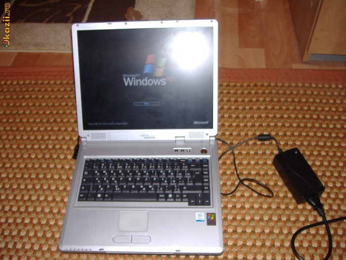 Laptop Fujitsu-Siemens 15  ff ingrijit ieftin foto mare