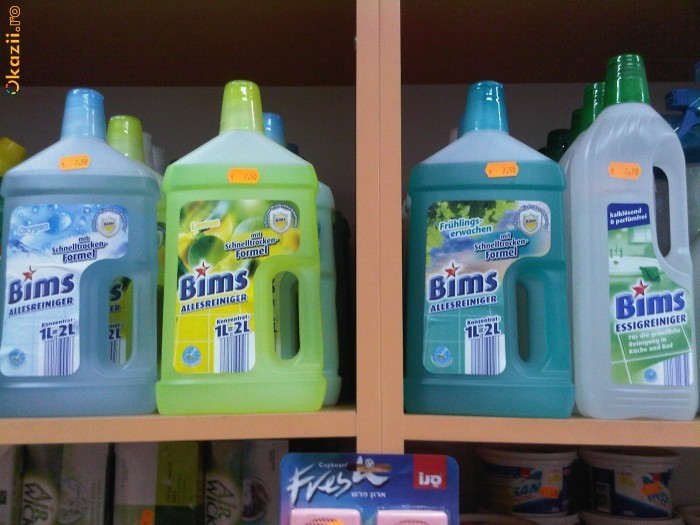 BIMS DETERGENT GRESIE FAIANTA foto mare