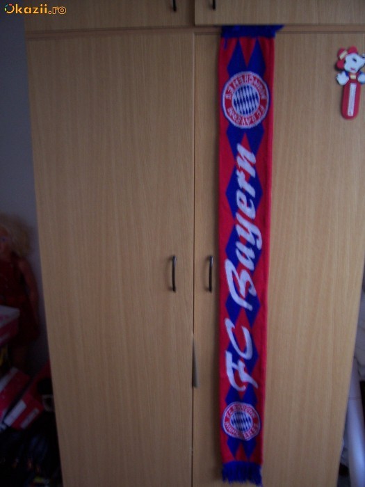BAYERN MUNCHEN , FULAR foto mare