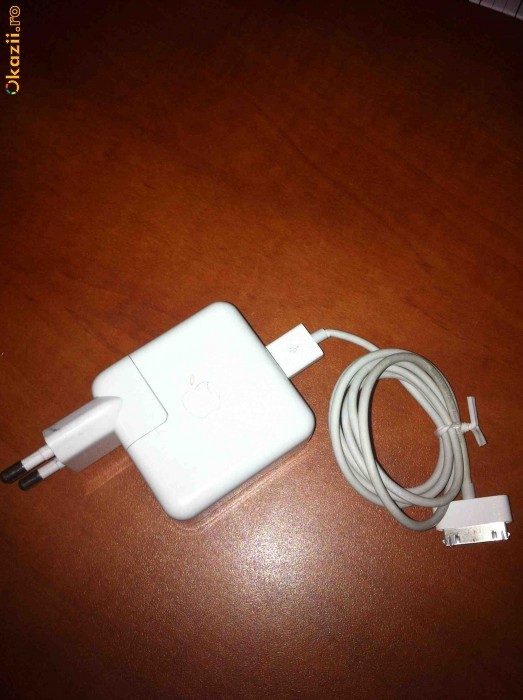Incarcator IPOD original APPLE foto mare