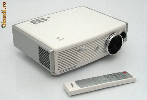 videoproiector BENQ W500 HD (720p) foto mare