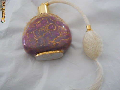 STICLA PENTRU PARFUM CU POMPITA FOARTE VECHE,SEMNATA,USA! foto mare