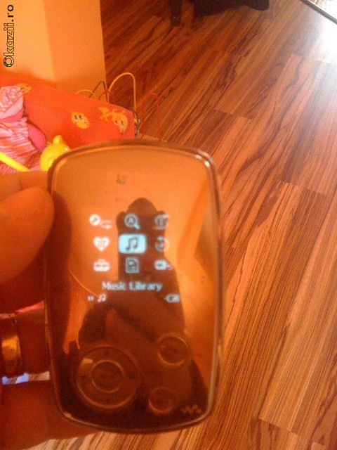 MP3 player Sony NW-A1000 6Gb fara alimentator foto mare