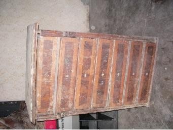 SECRETAIRE FOARTE VECHI foto mare