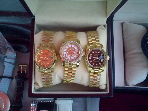 Cautari asemanatoare: ceas dama ceasuri dama ceas rolex vand ceas ceasuri 