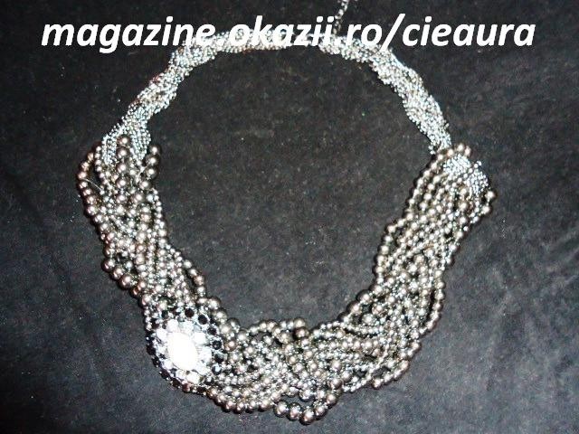 COLIER HIGH FASHION 10 LANTISOARE GUN METAL si SIRAGURI PERLE GRI IMPLETITE in 3 ACCESORIU PERLA OVALA PIETRE SWAROVSKI ALBE NEGRE COLIERE BIJUTERII foto mare COLIER HIGH FASHION 10 LANTISOARE GUN METAL si SIRAGURI PERLE GRI IMPLETITE in 3 ACCESORIU PERLA OVALA PIETRE SWAROVSKI ALBE NEGRE COLIERE BIJUTERII foto mare