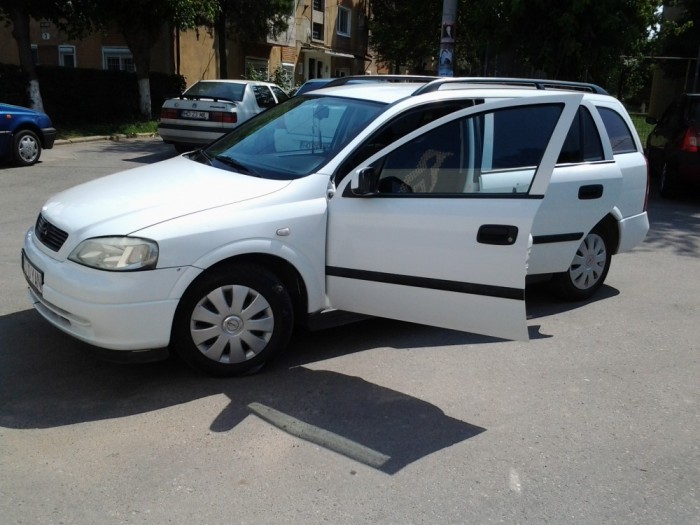 Vand Opel Astra 2001 foto mare