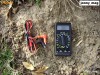 Aparat de Masura cu Afisaj Digital / Multimetru / Voltmetru Digital de Buzunar / Tester Baterii (Ultra Portabil / Doar 10 cm)