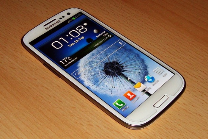 vand/schimb samsung galaxy S3 i9300 marble white cu iPhone 4S, 5, S4, note 2 foto mare vand/schimb samsung galaxy S3 i9300 marble white cu iPhone 4S, 5, S4, note 2 foto mare
